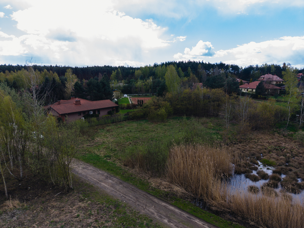 Bukowiec: Działka z WZ + media przy Widzew Center
