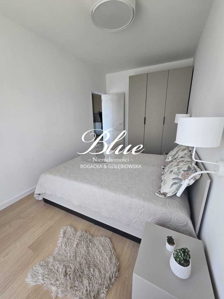 Os. Zawadzkiego, duża loggia m. postojowe