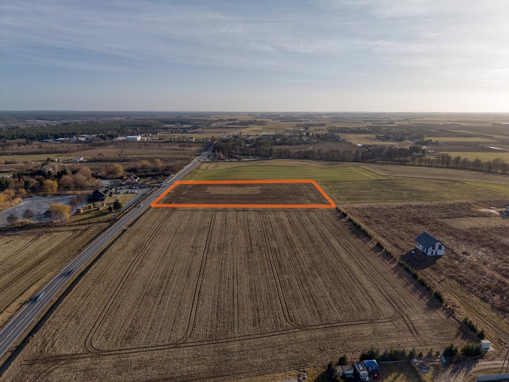 Grunt komercyjny KORONOWO 1,5 ha