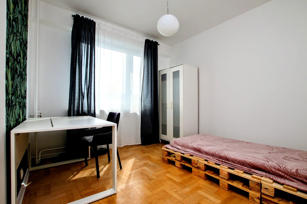 centrum, balkon, przestronne, świetne pod wynajem
