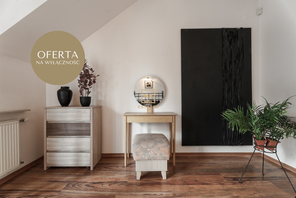 Klimatyczny dwupoziomowy apartament na wynajem