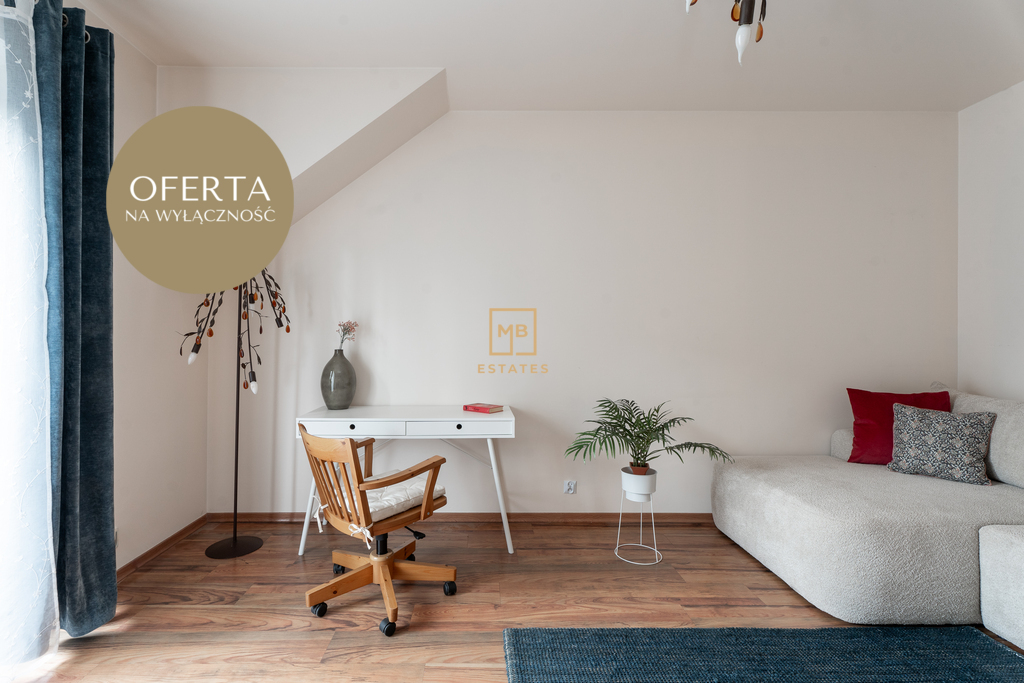 Klimatyczny dwupoziomowy apartament na wynajem