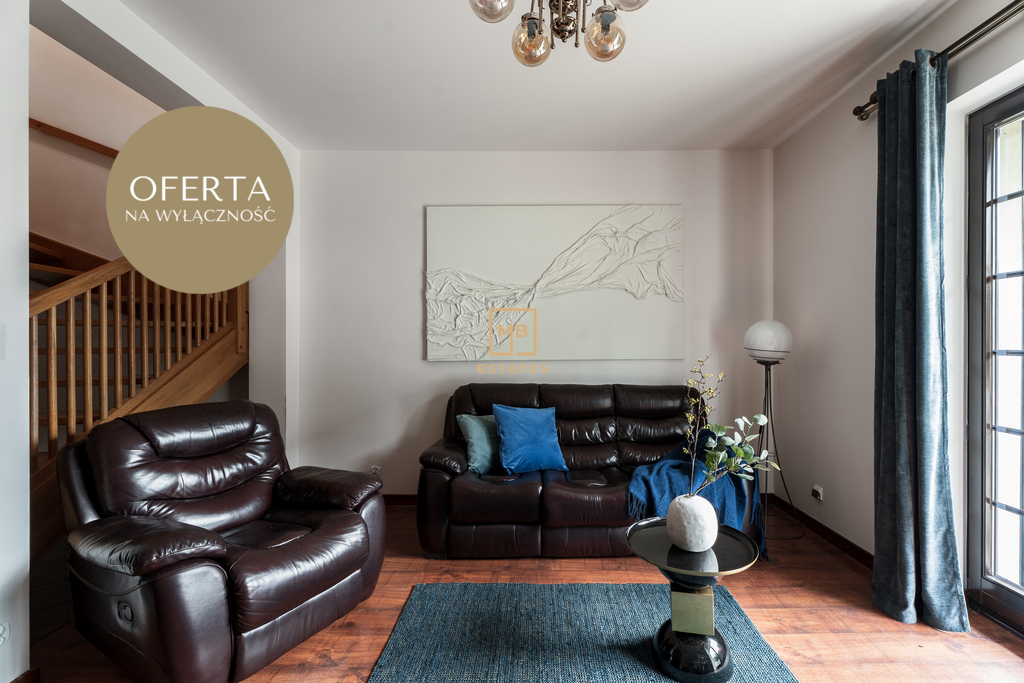Klimatyczny dwupoziomowy apartament na wynajem