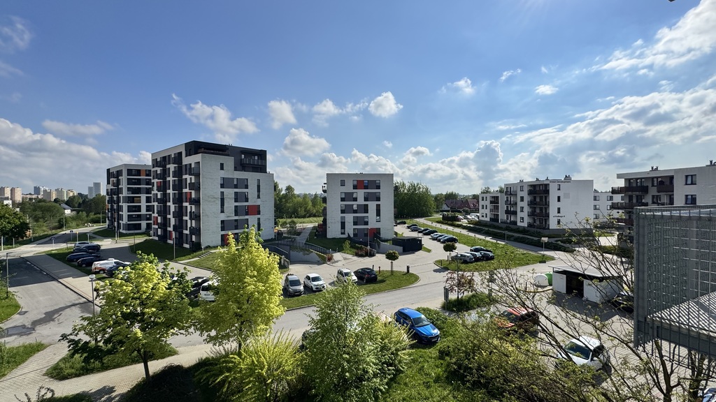 Przytulne dla 2 osób, kuchnia z oknem,  parking