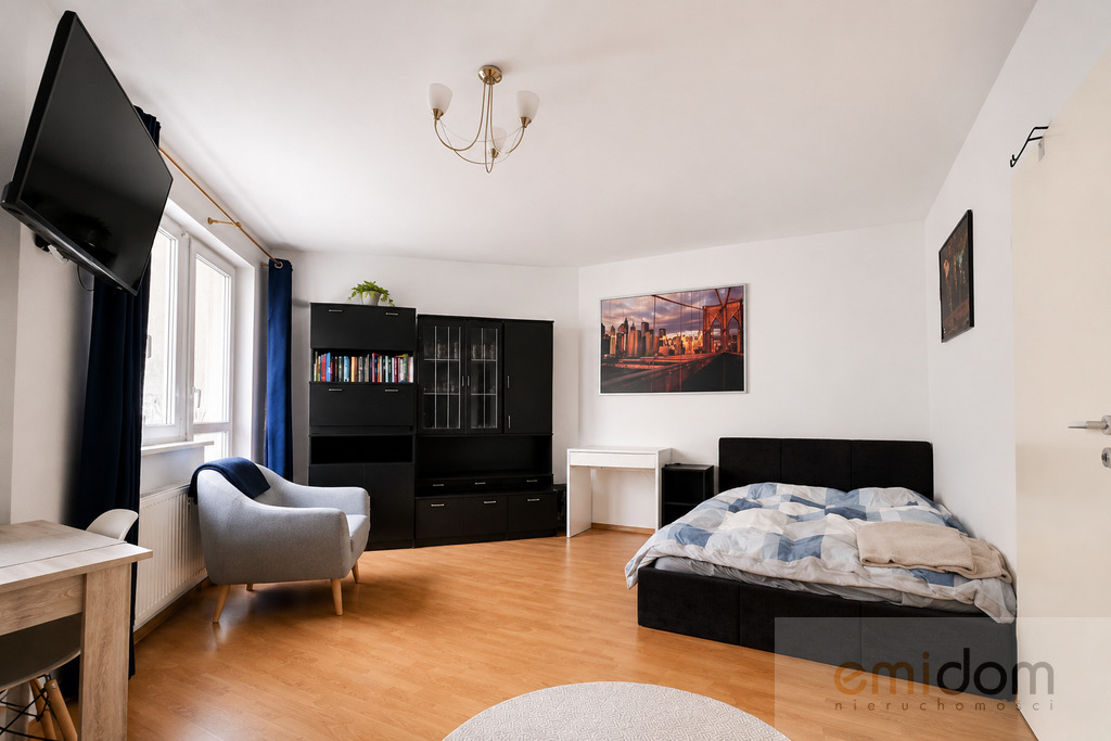 Metro | Garaż | balkon | basen | sala fitness