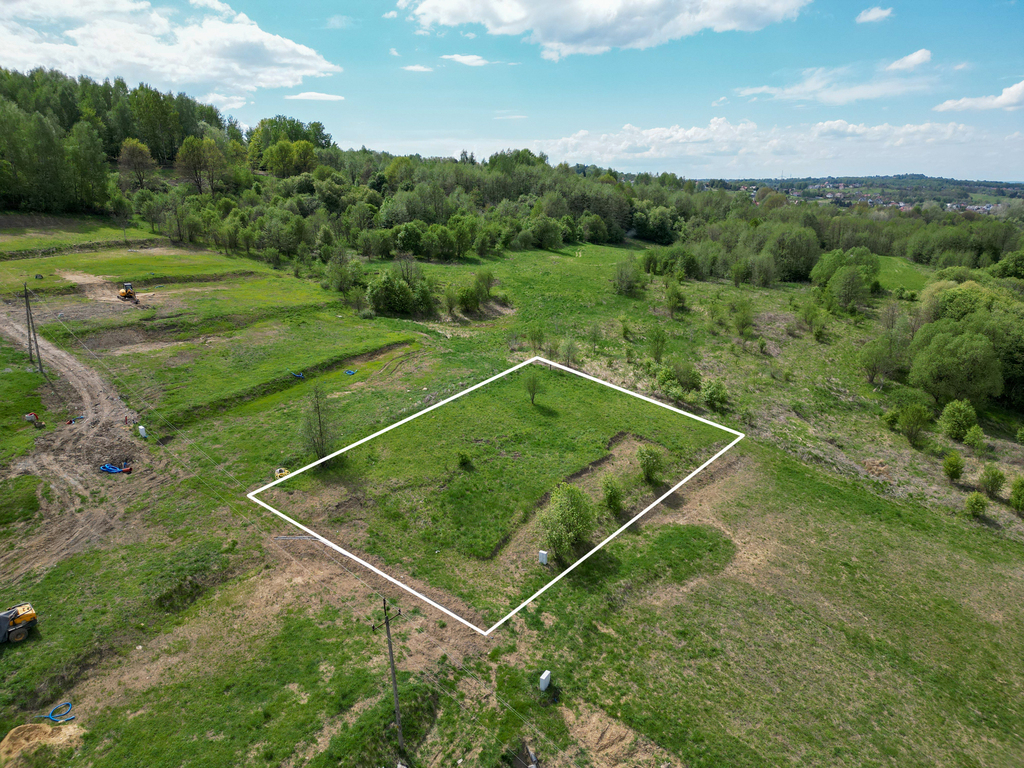 Ustawna działka 46x31m w Golkowicach