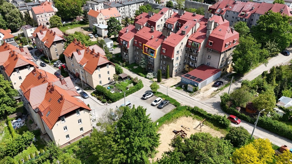 Mieszkanie z wyposażeniem gotowe do wprowadzenia.