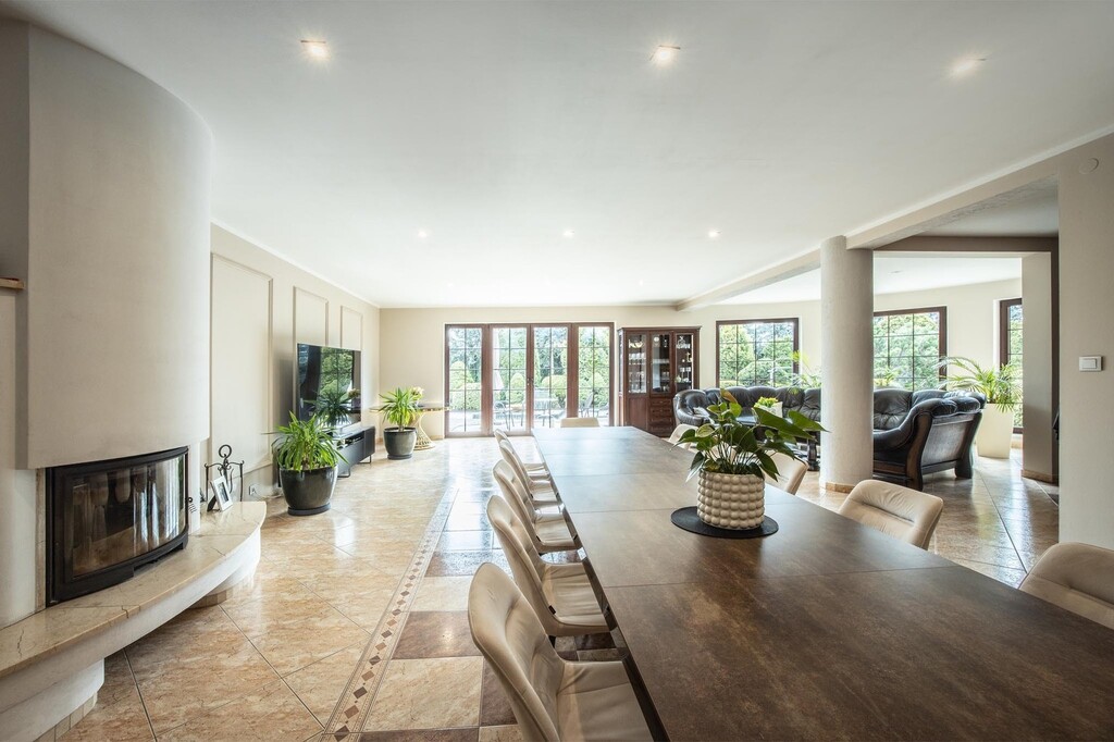 Wyjątkowa Rezydencja z Duszą – 386 m² Przestrzeni