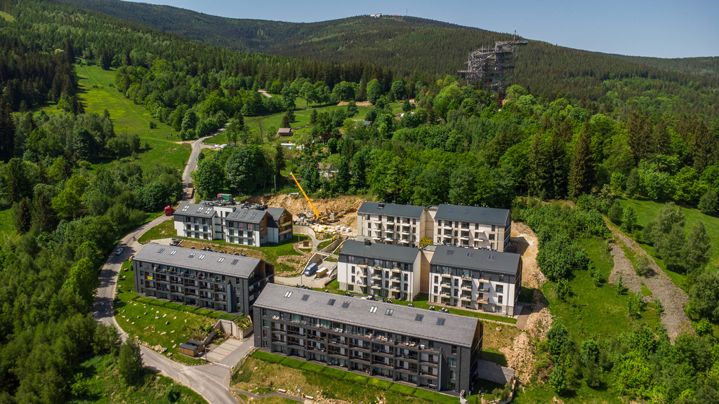 Apartament z tarasem i garażem obok wieży SKYWALK