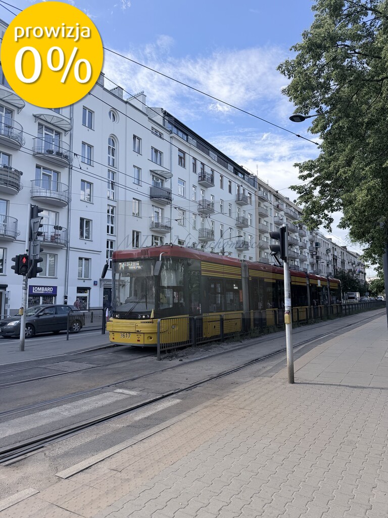 dwupokojowe, z balkonem, metro