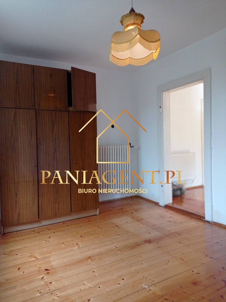 Mieszkanie 3 pokoje 60m2/ ogród 707m/ 2 garaże/ 2 piwnice/ kameralnie i zielono/ potencjał