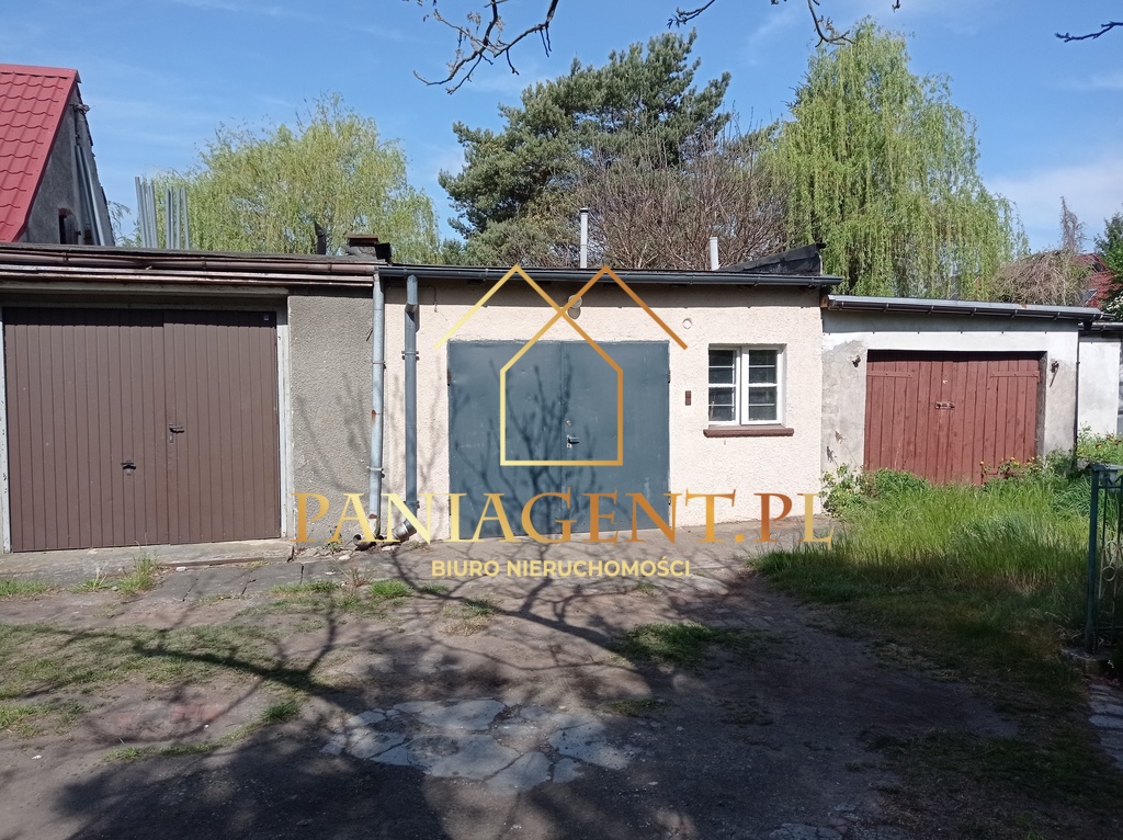 Mieszkanie 3 pokoje 60m2/ ogród 707m/ 2 garaże/ 2 piwnice/ kameralnie i zielono/ potencjał