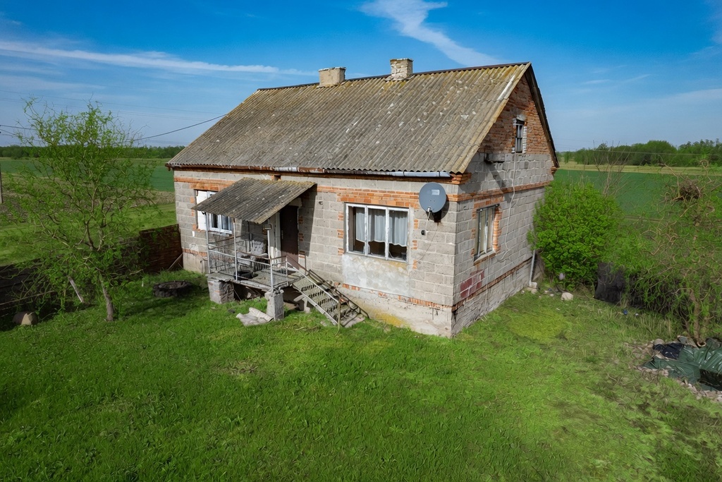 Dom do remontu, działka 5208 m² pod inwestycję