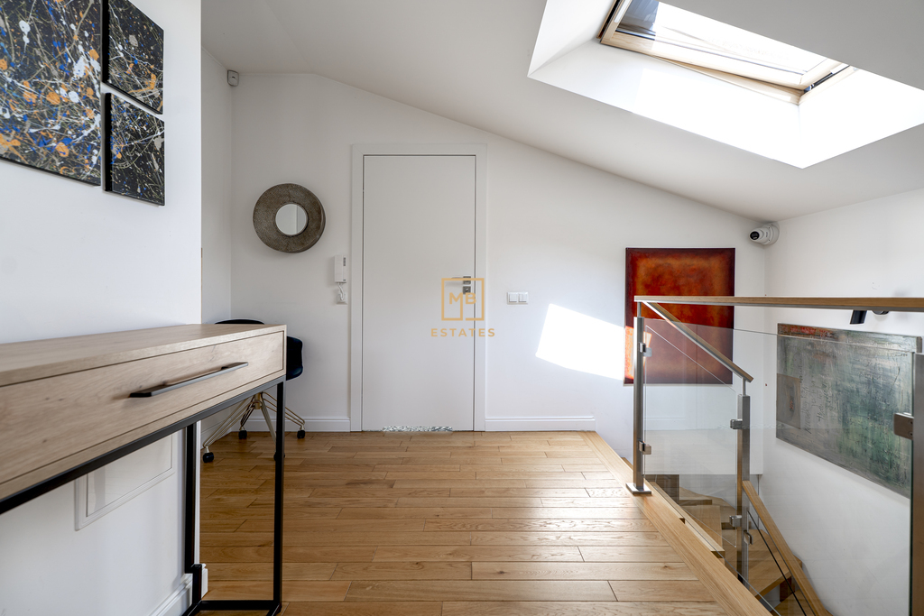 Wyjątkowy dwupoziomowy Apartament