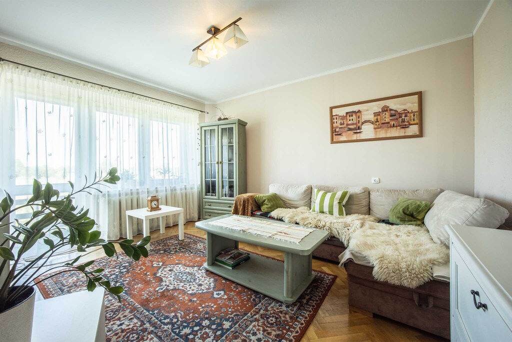 Dom 122m2 Łowicz, duża działka 1180m2, garaże