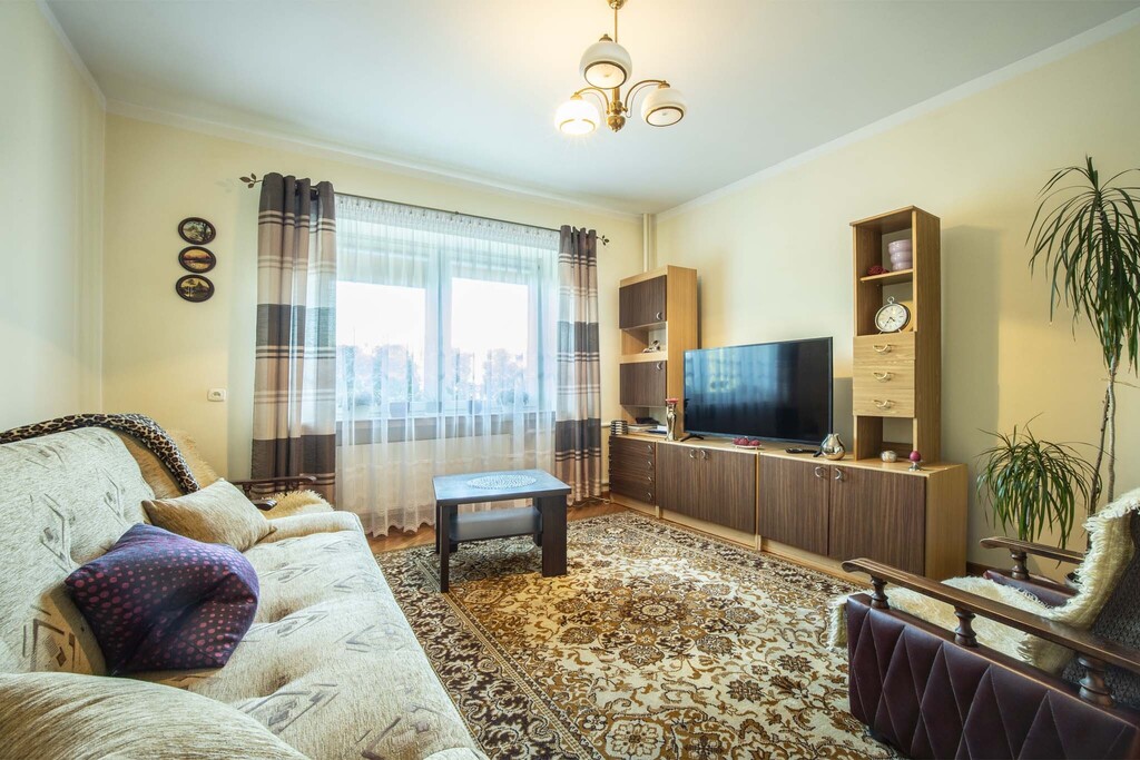 Dom 122m2 Łowicz, duża działka 1180m2, garaże