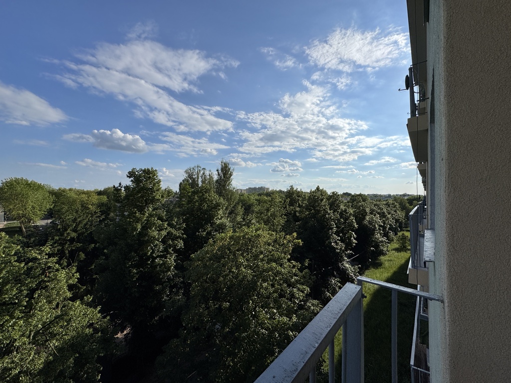 Płakałem jak kłułem. Nowy prąd, nowe piony i 62m²