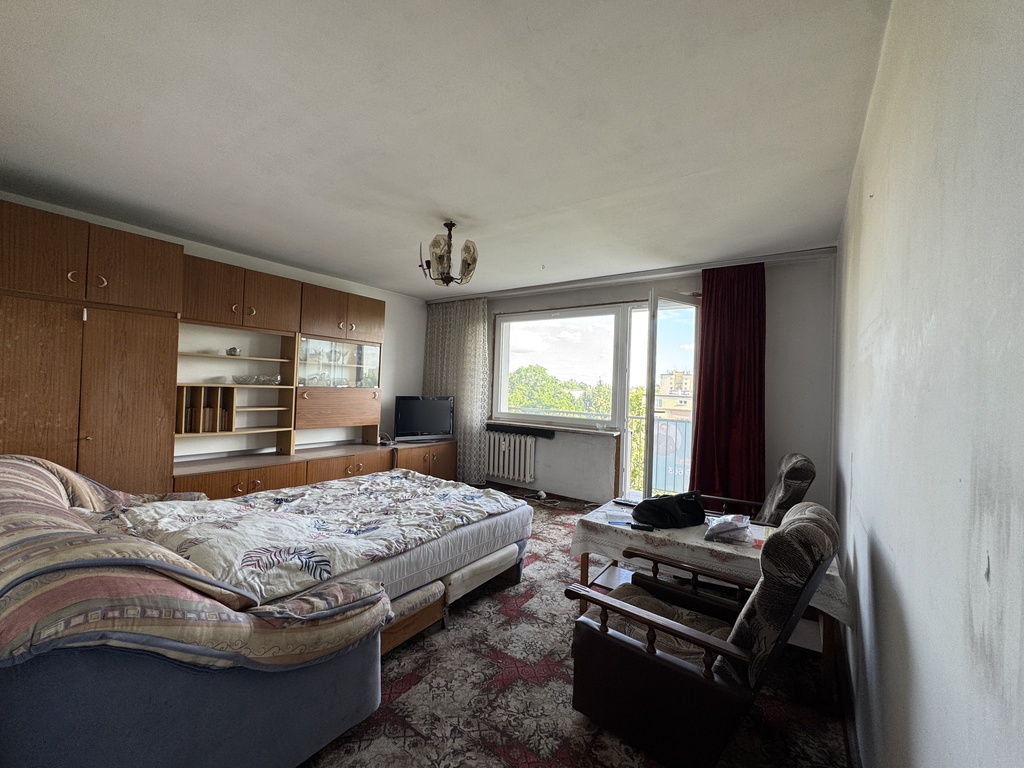 Płakałem jak kłułem. Nowy prąd, nowe piony i 62m²
