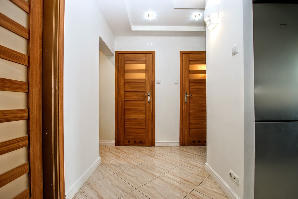 trzy oddzielne pokoje, balkon, dostępne od zaraz