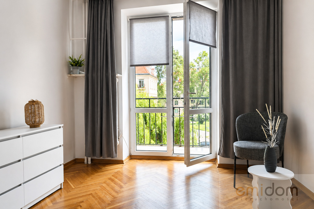 Kawalerka | balkon | oddzielna kuchnia | Mokotów