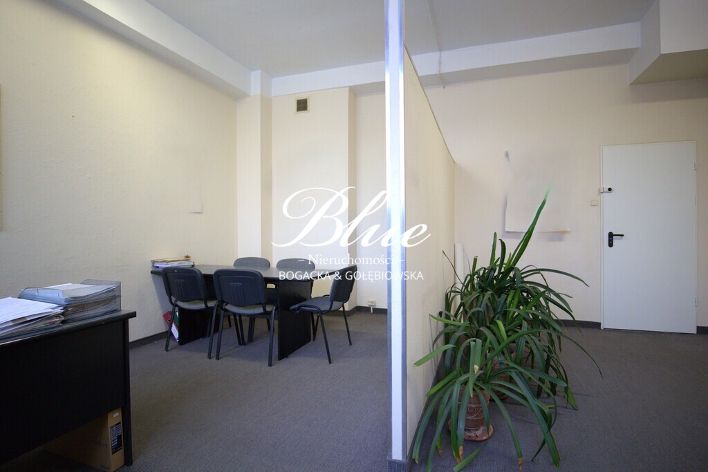 Na sprzedaż lokal biurowy 6pok. 120m2 -