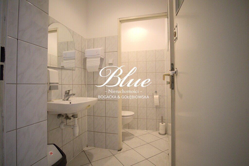 Na sprzedaż lokal biurowy 6pok. 120m2 -