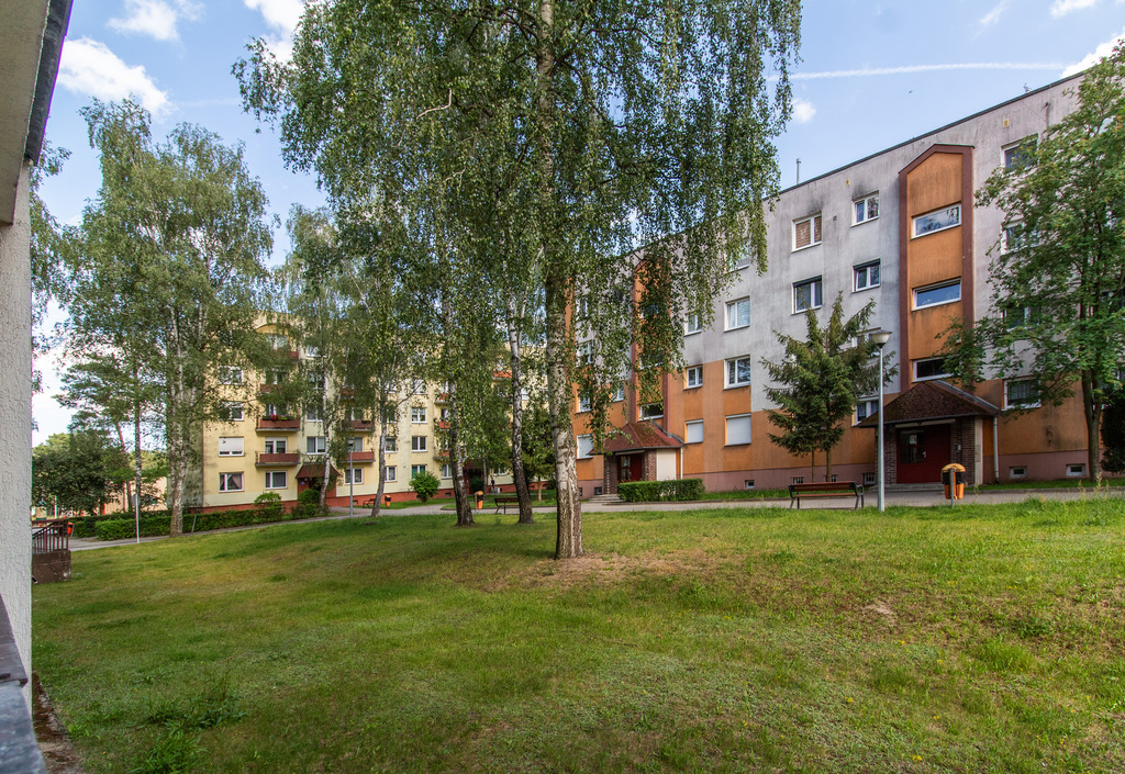 4 - pokojowe mieszkanie na parterze z balkonem!