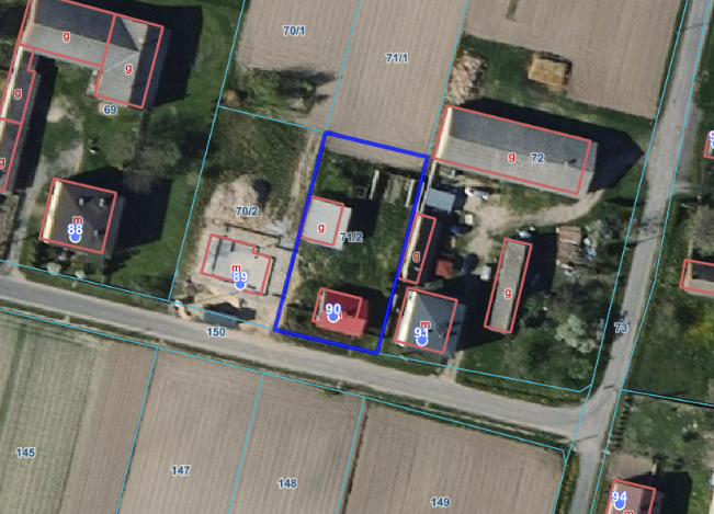 Działka budowlana 1059 m² z prądem i budynkami