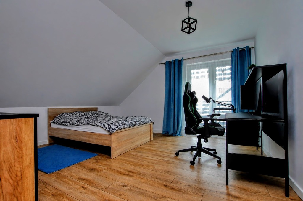 piękny dom premium z fotowoltaiką i dużym ogrodem