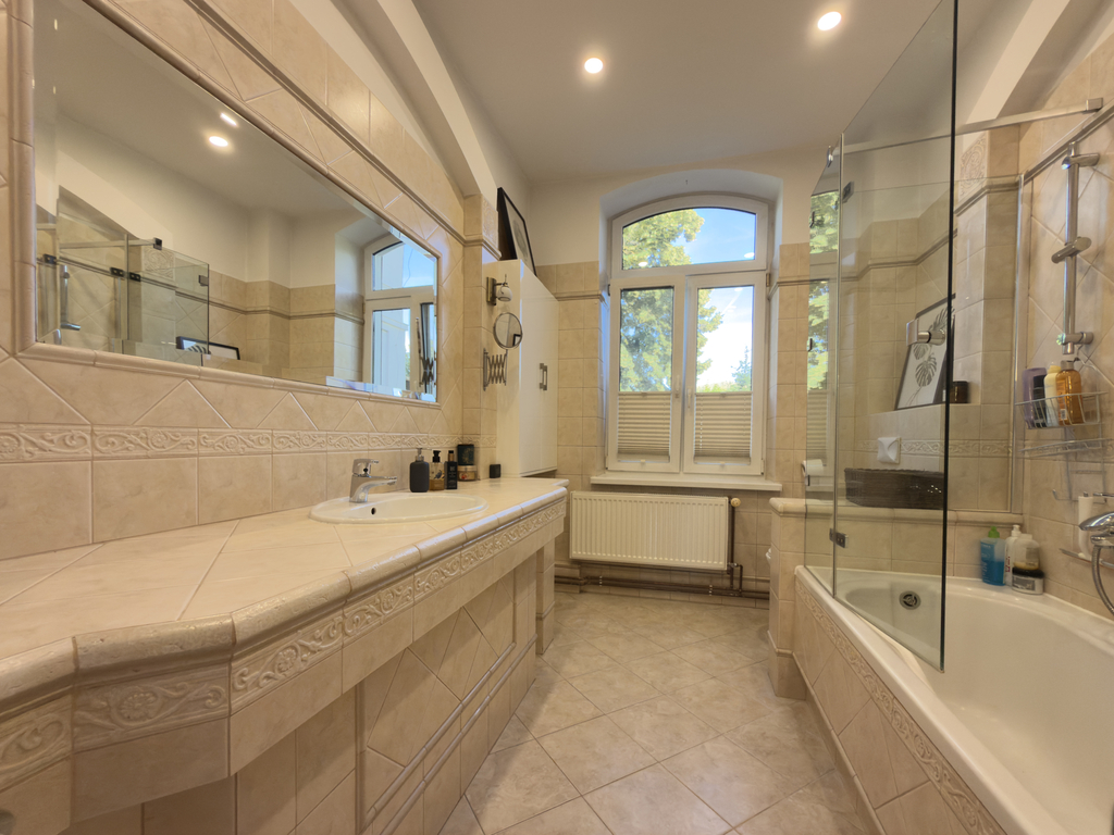Przestronny apartament 90m² z tarasem i garażem
