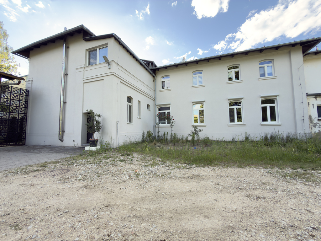 Przestronny apartament 90m² z tarasem i garażem