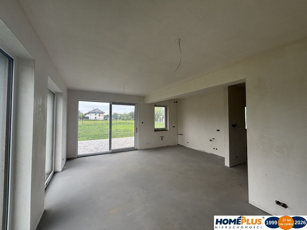 5 pokojowy bliźniak z garażem i działką 670 m2