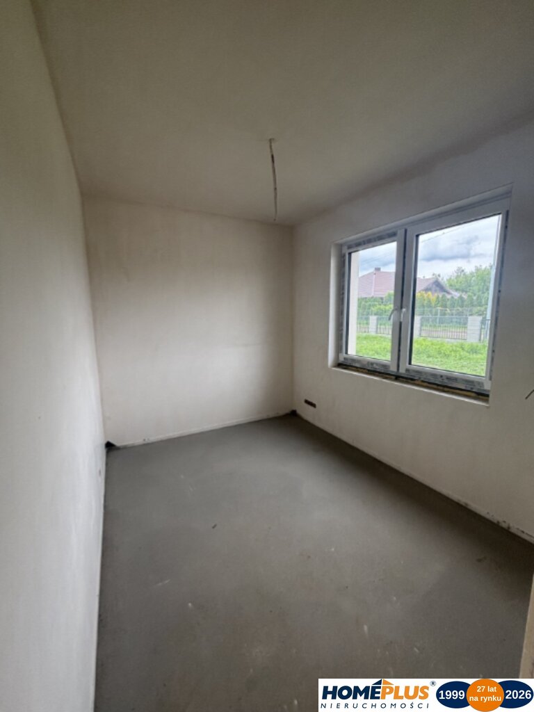 5 pokojowy bliźniak z garażem i działką 670 m2