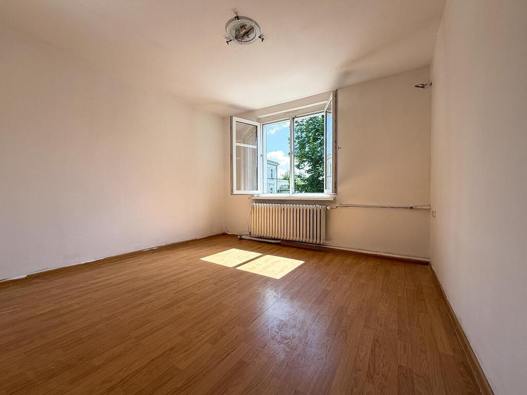 Mieszkanie trzypokojowe w centrum Uzdrowiska