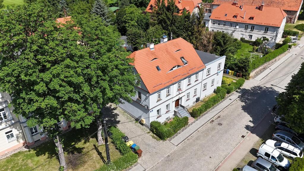 Mieszkanie trzypokojowe w centrum Uzdrowiska