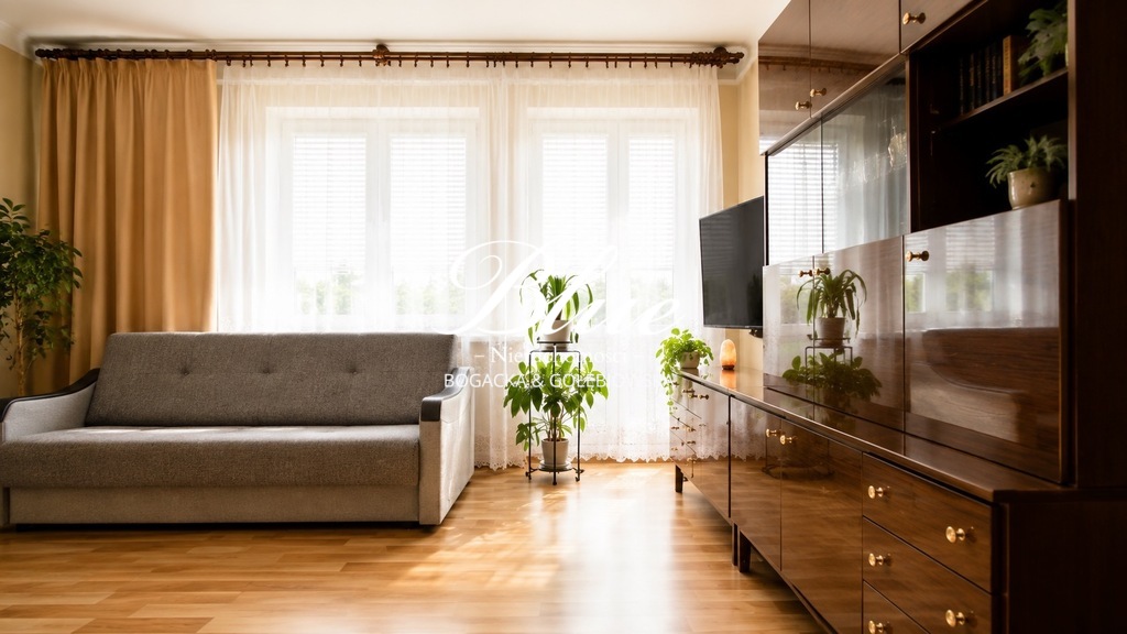 Duże dwupokojowe z balkonem - Świerczewo
