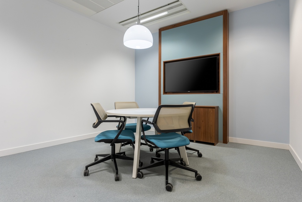 Przestrzeń do pracy dla 3-4 osób w Regus Skylight