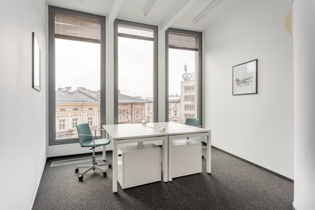 1-2 osoby w lokalizacji Regus Okraglak