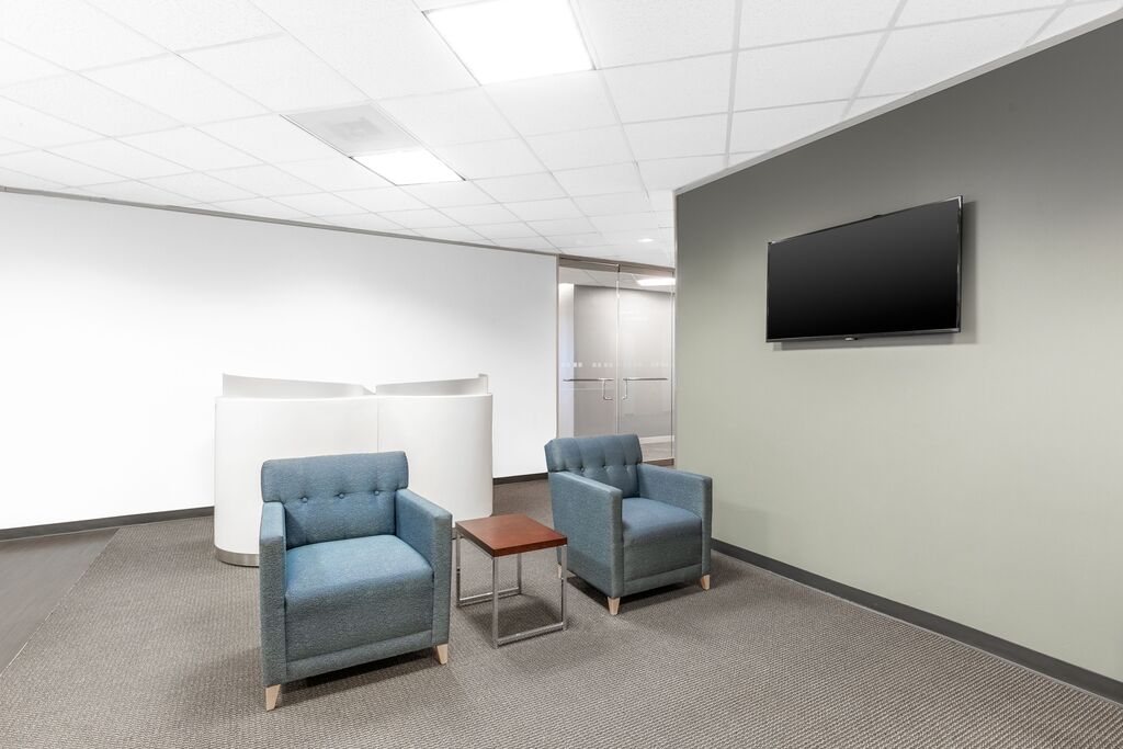 Przestrzeń do pracy dla 3-4 osób w Regus Zana