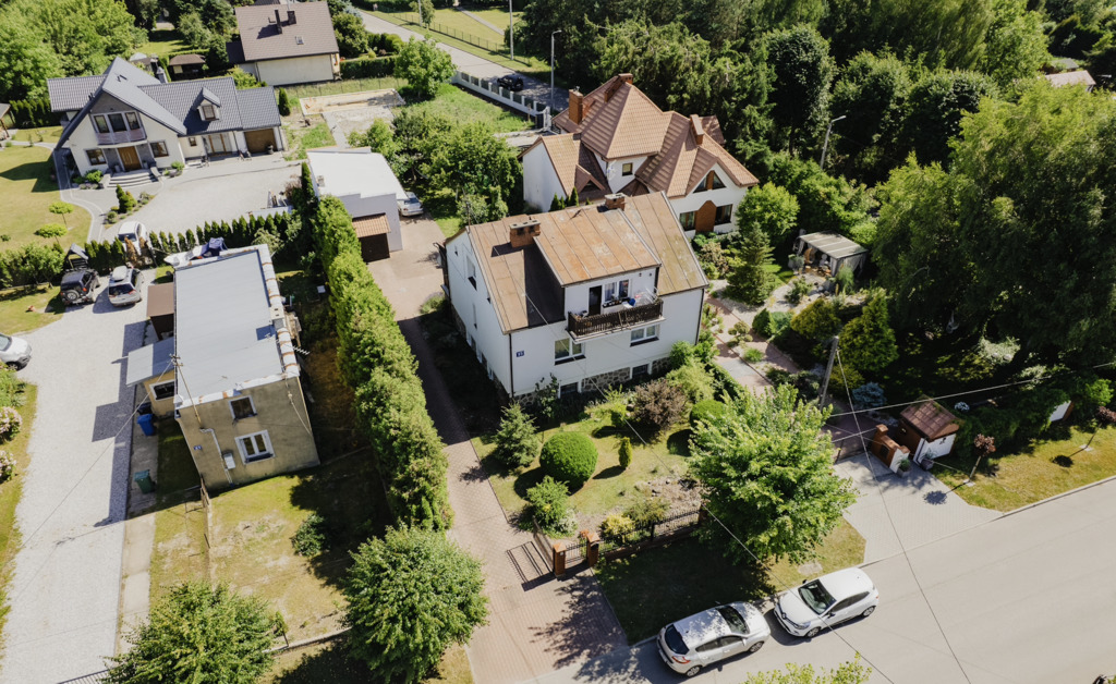 Dom dla dwóch pokoleń lub pod inwestycję • Piękna