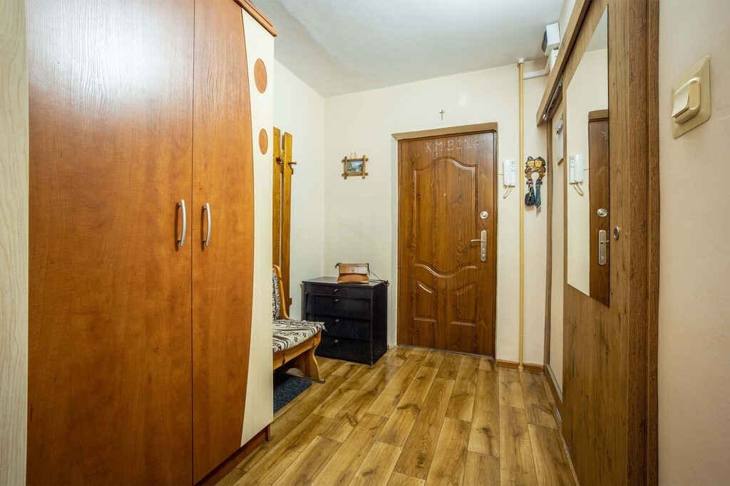 Balkon w kawalerce? No właśnie. Rojna 26,4m2