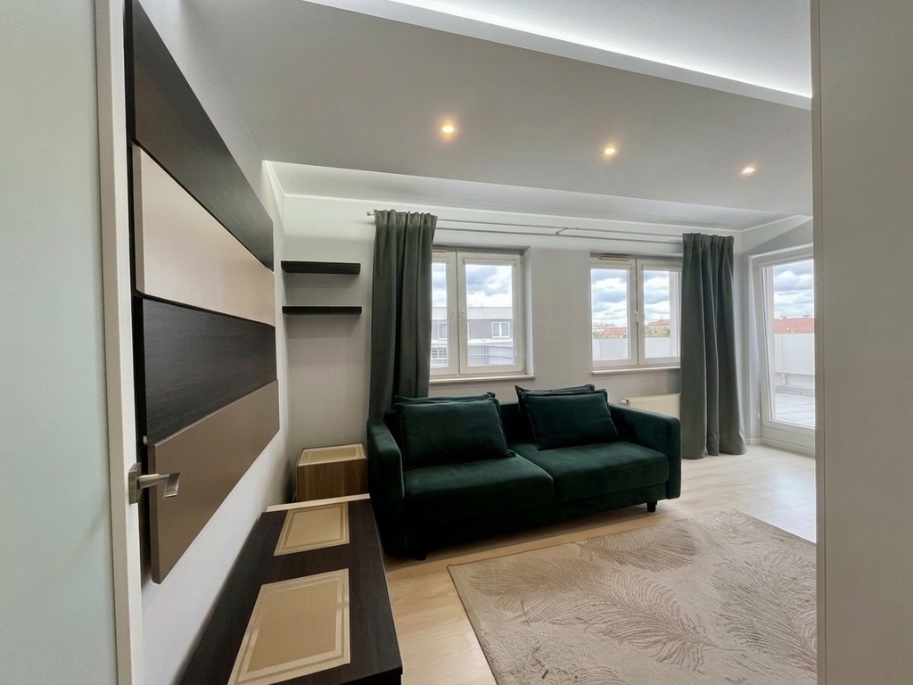 2 pokoje z tarasem 17 m² | Krzyki