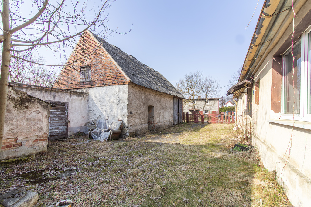 Dom z działką 2900 m2 Stypułów blisko pałacu