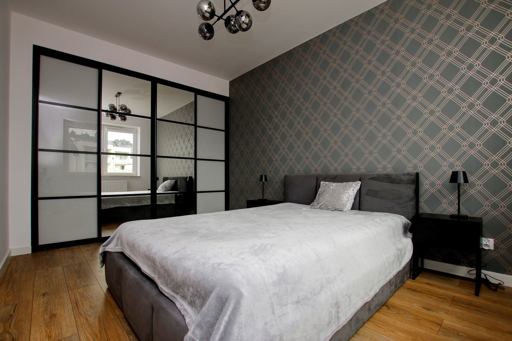 stylowo wykończone, nowy budynek, duży balkon