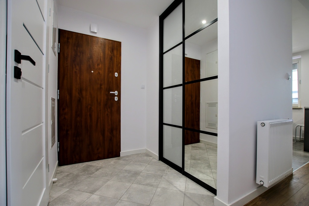 stylowo wykończone, nowy budynek, duży balkon