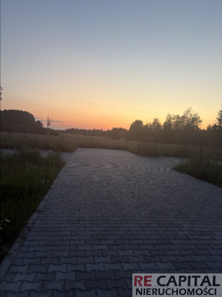 DOM BLISKO WARSZAWY W CENIE MIESZKANIA KOTORYDZ