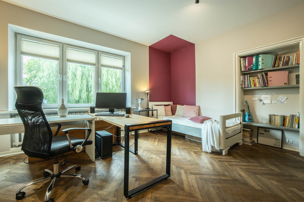 Przestronne 5 pokoi w kamienicy, 123 m²