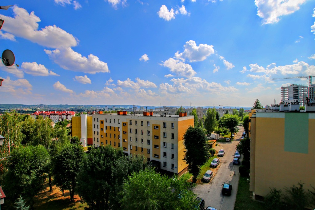 dwa niezależne pokoje, loggia, dostępne od zaraz