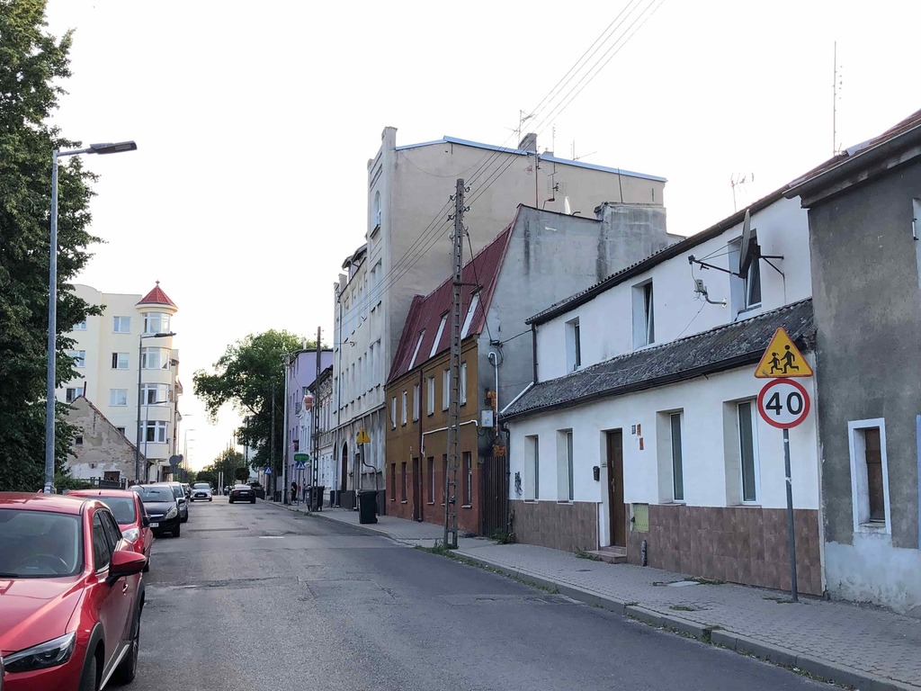 ORLA - Dom na działce pod zabudowę wielorodzinną