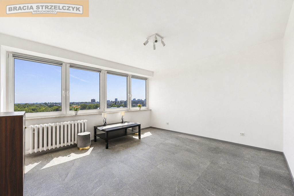 1 pokojowe mieszkanie z balkonem, ul. Smolna